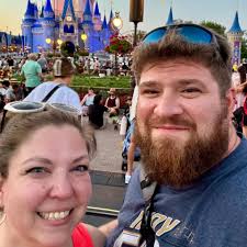 Am I the jerk for questioning holiday light loop participation rules?