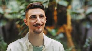 Ancien pâtissier dans l'armée, je suis devenu développeur full stack »﻿