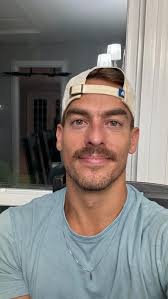 Aaron Erb (@erbyderby) • Instagram photos and videos