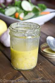 Homemade Roasted Garlic Salad Dressing Dressings Aderezos Para Ensaladas Alinos Para Ensaladas Salsas Y Alinos