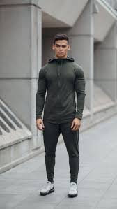 46 Awesome Sporty Mens Activewear Ideas To Wear Everyday Fashionssories Com Gym Outfit Men Mens Outfits Sport Outfits