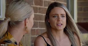 Marriage celebrant liz jelley is just one former farmer wants a wife contestant who has some wise words for the new stars of the reality tv show. Farmer Wants A Wife Star Lucy Breaks Her Silence On That Kiss Drama Latest Celebrity News
