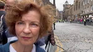 A solemn morning in Edinburgh as Queen Elizabeth's cortege travelled from  Balmoral to Holyrood. It's a special memory.