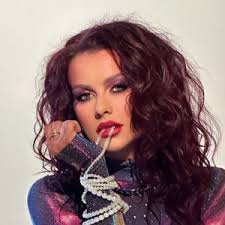 Abigail Barlow (@abigailbarlowww)