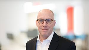 Since 1967, egan has been recognized as a top manufacturer of visual communication systems for teams who want to take their collaboration to the next level. Michael Egan Management Consultant Bain Company