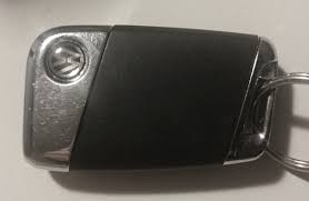 Many nissan vehicles offer enabled keyless entry systems that allow owners to lock or unlock the doors of their vehicle with a small, electronic key fob. Key Fob Disassembly Passat B8 Vw Vortex Volkswagen Forum