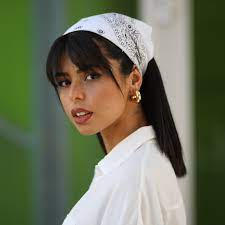 How to style #curtainbangs using no heat at all 🙌🏻 #haircut #hairtutorial #hairstyle #heatless #no. How To Fake Curtain Bangs Without Cutting Your Hair Glamour