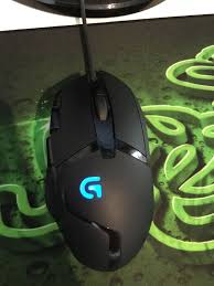 It loses the system weights and some adjustable buttons. Logitech G402 In 56179 Vallendar Fur 40 00 Zum Verkauf Shpock De