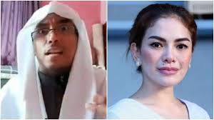 Ustaz maaher, saya melihat anda itu seseorang dengan kepribadian ganda. Md9rba5tvsr5cm