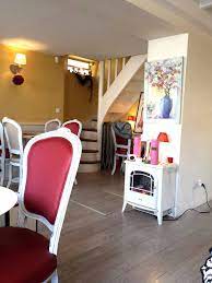 Check spelling or type a new query. Le The Des Lys Un Bon Salon De The A Versailles Panier De Saison