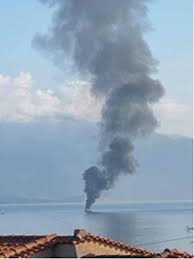 Έτσι, πολλοί πολίτες απειλούμενοι με ποινικές διώξεις σε βαθμό κακουργήματος, όχι σπάνια καταλήγουν στην αυτοκτονία, ηθικοί αυτουργοί της οποίας είναι οι κυβερνώντες και η τρόικα. Fwtia Se 8alamhgo Sto Aigio