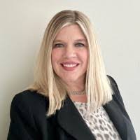 Amanda Mcminn's Instagram, Twitter & Facebook