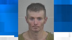 Kentucky man accused of kicking in door, holding ex-girlfriend hostage