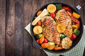 صدور دجاج مع خضار سوتيه