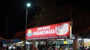 Medan ikan bakar parameswara melaka. Happy Eating Picture Of Ikan Bakar Parameswara Restaurant Umbai Melaka Melaka Tripadvisor
