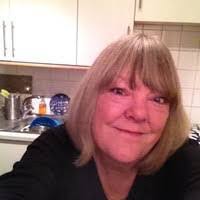 Deborah Nunn's Instagram, Twitter & Facebook