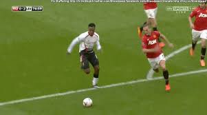 Hundreds of fans stormed the pitch just hours before the premier league match. Gifs All The Goals From Liverpool V Man United Balls Ie