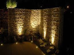 Alibaba.com offers 839 led strahler products. Gabionenzaun Mit Toller Beleuchtung Beleuchtung Garten Led Strahler Garten Beleuchtung