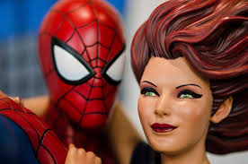 XM Studios Spider-Man/MJ diorama