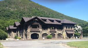 The room was clean, and the motel clerk was helpful when we had trouble finding an extra electrical outlet. Bear Mountin Inn Picture Of Bear Mountain Inn Tripadvisor
