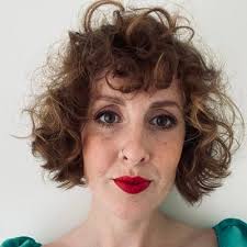 Beth Meadows (@lookingamaizing)