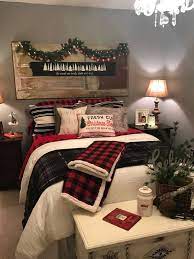 50 Cozy Festive Christmas Bedroom Decorations To Keep Up All Holiday Season Hike N Dip Holiday Room Decor Holiday Room Christmas Decorations Bedroom
