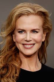 The Smile Of A Great Actress Nicole Kidman Blonde Highlights Red Blonde Hair Curly Hair Styles