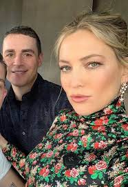 Photogallery of kate hudson updates weekly. Kate Hudson Fashion Outfits Celebrity Style Guide