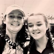 Karyn Durham's Instagram, Twitter & Facebook