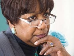 Robin Garvey's Instagram, Twitter & Facebook