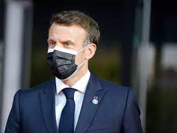 French president emmanuel macron has told his citizens that they'll need to be vaccinated to visit bars and board trains, and health workers face mandatory covid jabs. Emmanuel Macron Vaccine Contre Le Covid 19 Challenges