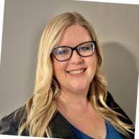 Karen Quill's Instagram, Twitter & Facebook