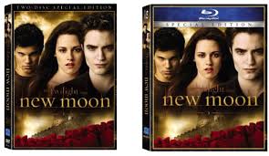 Unlike in twilight the book, in which edward's afraid to even describe a hunt, we actually get to see edward chase down a deer in the movie. What Have The Twilight Saga Dvd S Been Missing Twilight Lexicon
