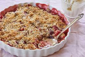 Sublime Strawberry Rhubarb Crisp Gemma S Bigger Bolder Baking Recipe Rhubarb Recipes Strawberry Rhubarb Crisp Rhubarb Crisp