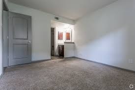 We offer comprehensive care packages that meet today's healthcare specifications. Royal Phoenician Apartments Houston Tx Apartments Com