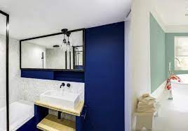 Quant au type de peinture salle de bains , profitez de la peinture acrylique à l`eau qui résiste à la vapeur et peut, très facilement, être nettoyée. Besoin D Idees De Couleurs Pour Votre Salle De Bains Voici Les Peintures Tendances