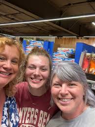 Gina Muth's Instagram, Twitter & Facebook