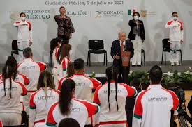 Ganó medalla de bronce en clavados desde la plataforma de 10 metros en los juegos. Unlssdqfk1qg7m