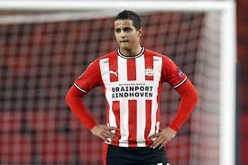 Mohammed ihattaren plays for eredivisie team psv in pro evolution soccer 2020. Waarom Iedereen Bij Psv Wel Even Klaar Is Met Rebelse Ihattaren Super Sunday Ad Nl
