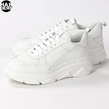 Zarte velours und hochwertiges leder in dezenten farben versprechen besten tragekomfort. Copenhagen Sneaker Harders 24 Fashion