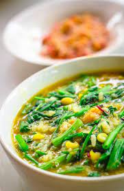 Bubur Manado Rich Of Taste Porridge Full Nutrition To Have At Breakfast Good Choice While A Rainy Da Resep Makanan Masakan Indonesia Makanan Dan Minuman