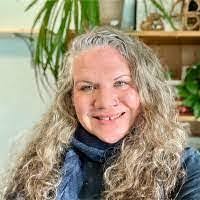 Dawn Shetler's Instagram, Twitter & Facebook