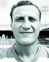 Asmir Begović departs Begović will leave QPR following the expiry of his  contract at the end of this month. The 37-year-old goalkeeper joined the  R's 12 months ago and played a key