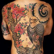This approach to traditional japanese tattoos, which consists of using a wooden or metal stick (known as a nomi) with a set of needles fastened to its tip to insert ink into the skin, is still practiced by tattooists today. Best Japanese Tattoo Tattoo Artist Japan
