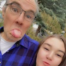 Starts right up! Runs good! Beater with a heater a/c blows but not cold  lol. Motor is smooth, transmission grinds 2nd when down shifting to fast.  Can't figure out why the trunk