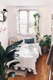 42 Bedroom Decor Ideas Early Mornings Neat Fast Small Bedroom Decor Small Room Decor Boho Bedroom Design