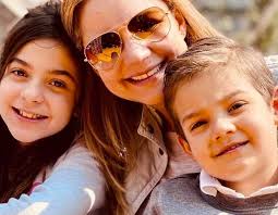 Jennifer Seifert no dará tregua hasta recuperar a sus hijos