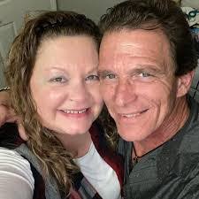 Tracy Breeden's Instagram, Twitter & Facebook