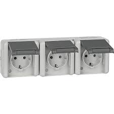 With surface wiring you can add outlets, switches and lights wherever you want easily and quickly, without tearing open a wall. Surface Mounted 3 Way Socket Horizontal
