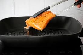 How To Cook Salmon With Skin On Recipe Cooking Salmon Cooking Salmon Seasoning